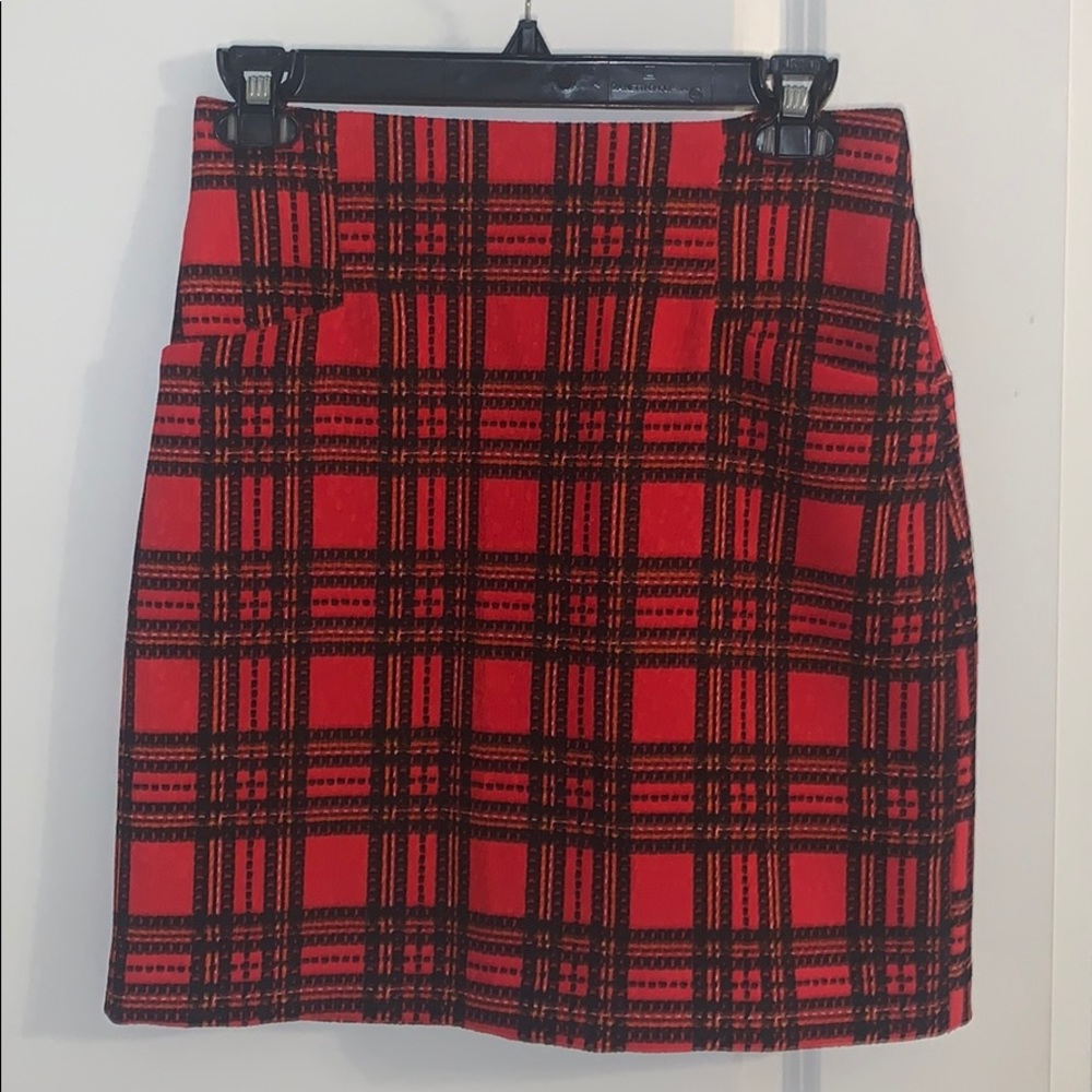 Gianni Bini Red & Black Mini Skirt